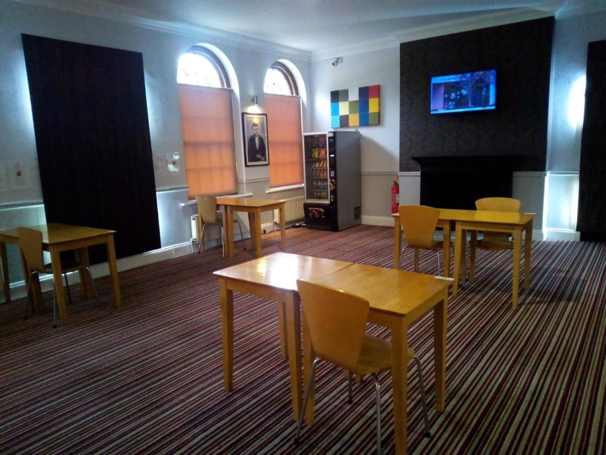 Oyo London Luton Otel Luton  Dış mekan fotoğraf