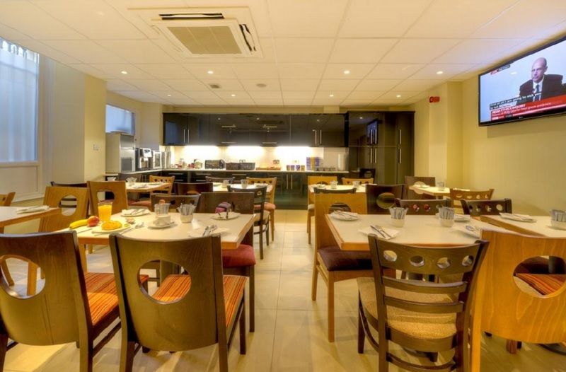 Oyo London Luton Otel Luton  Dış mekan fotoğraf