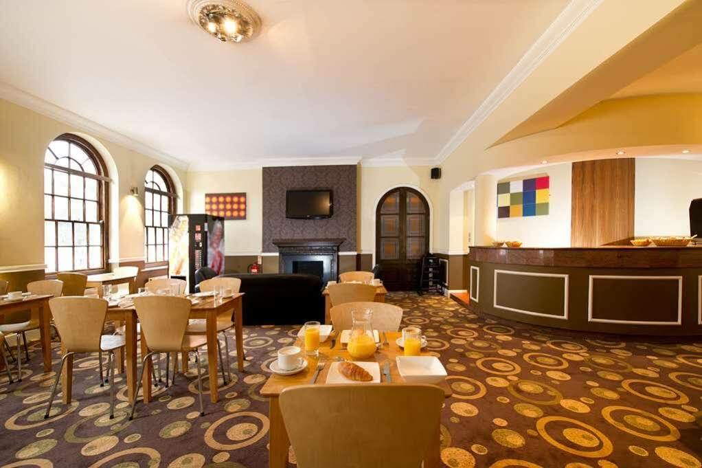Oyo London Luton Otel Luton  Dış mekan fotoğraf